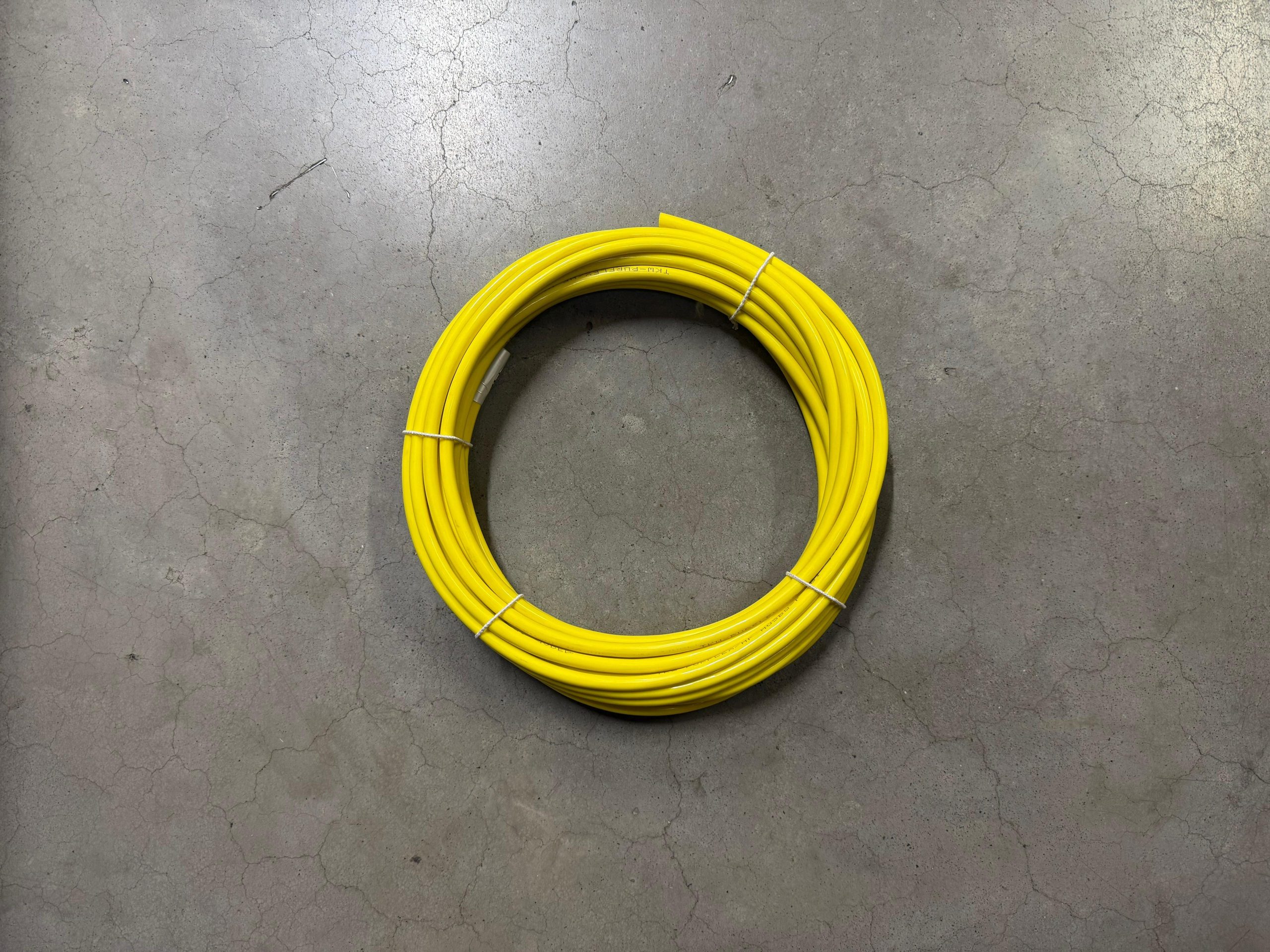 H05BQ-F Kabel Eigenschaften, Aufbau und Vorteile im Überblick. Flexible, robuste PUR-Leitung für Industrie, Baustellen und mobile Anwendungen.