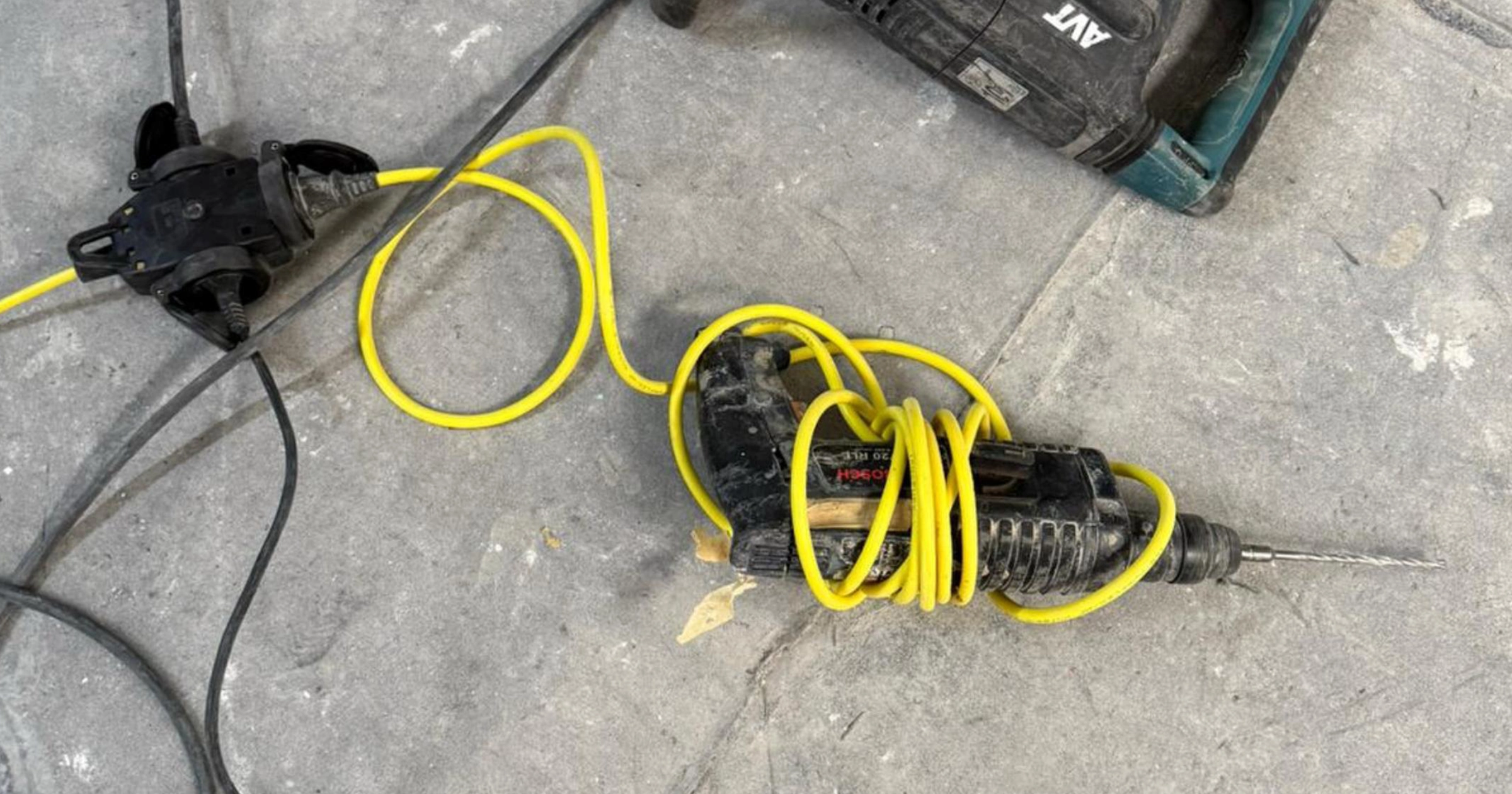 H07BQ-F Leitung Baustelle Textaufdruck – robust, individuell